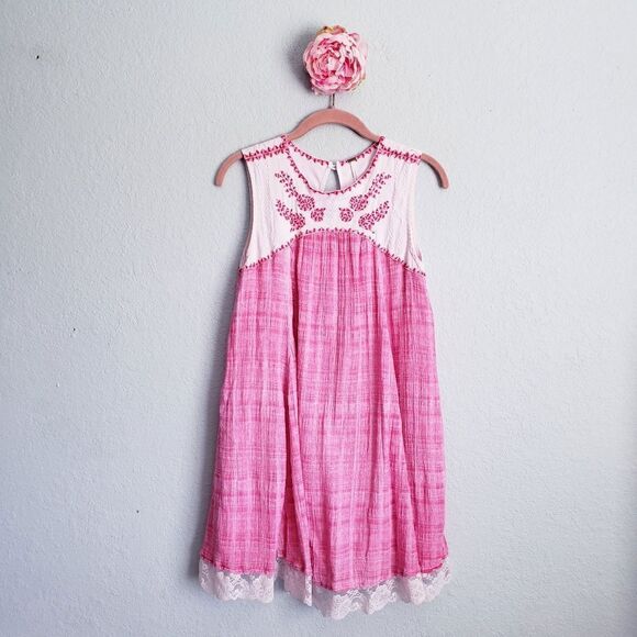 Free People‎ Pink Strawberry Fields Embroidered Mini Dress - Picture 2 of 9
